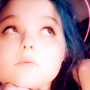 Meet your Posher, Candice